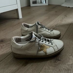 Golden Goose Women‘s sneakers